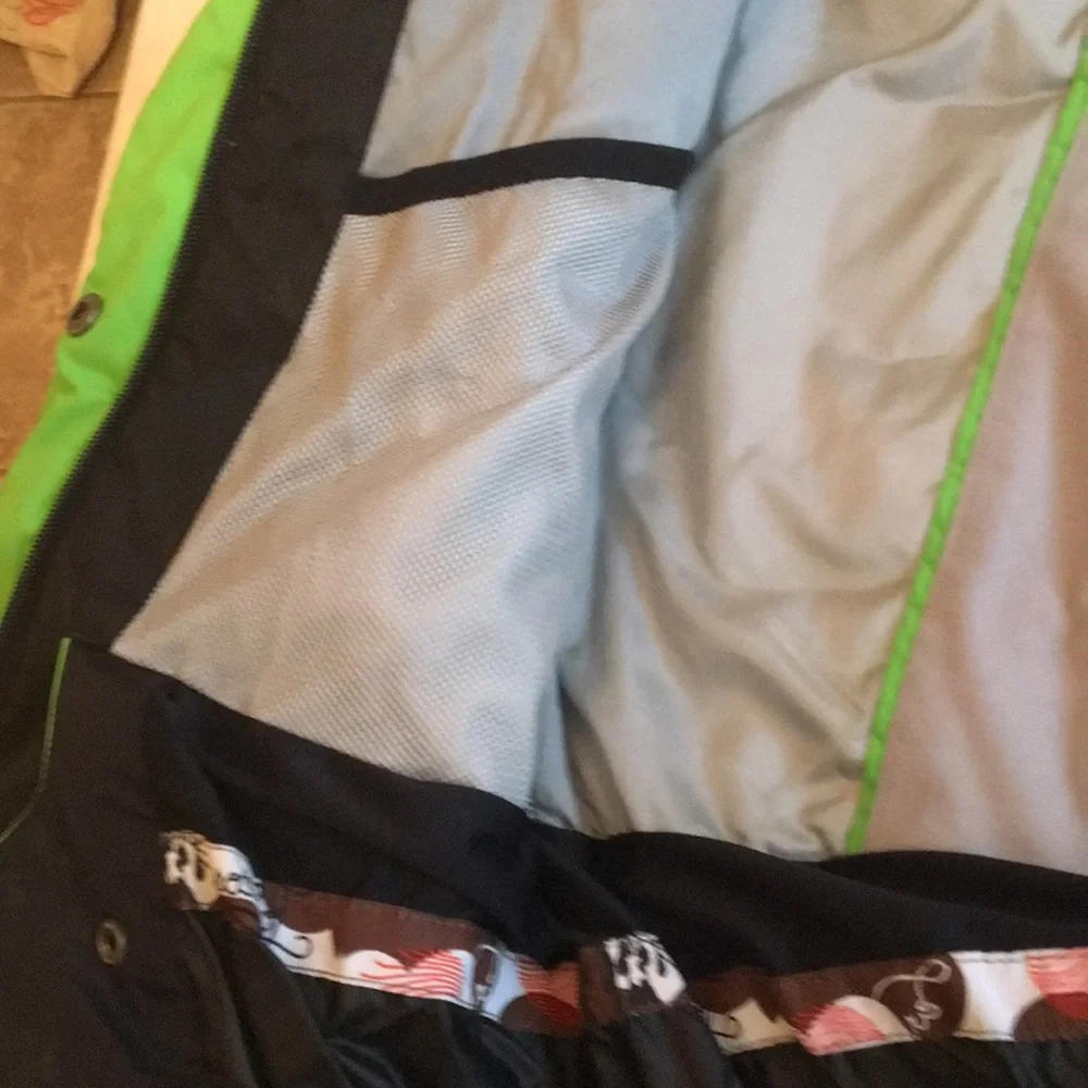 Rossignol ski/snowboarding jacket - Picture 5 of 8